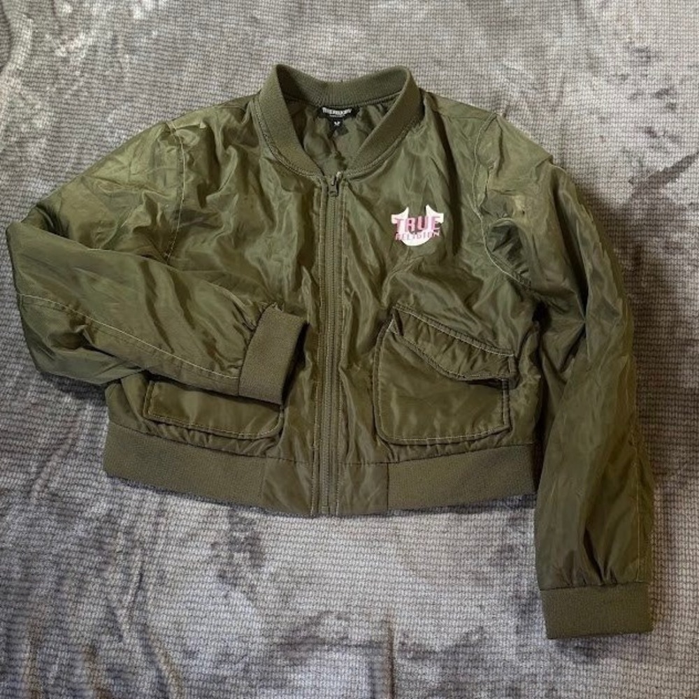 True‎ Religion Womens Cropped Bomber Jacket Olive Green Pink Logo Full Zip Large